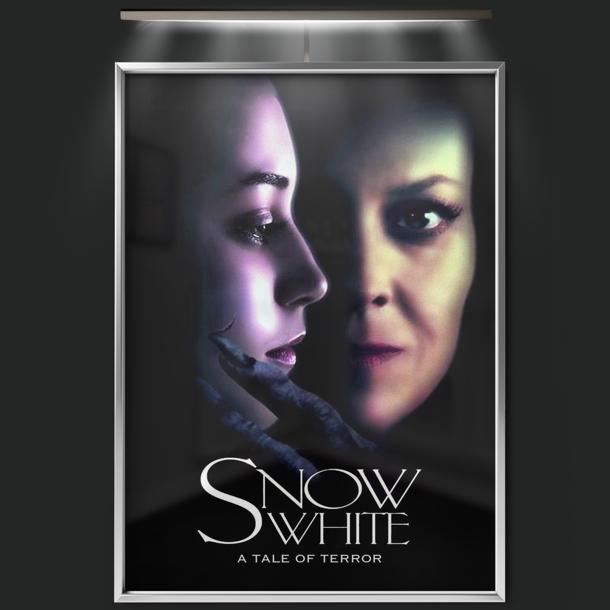 Snow White A Tale Of Terror (1997)