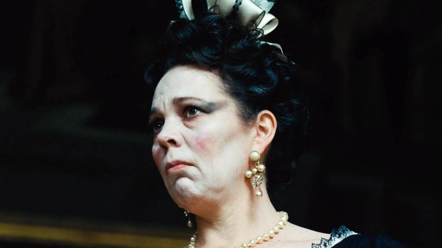 High quality The Favourite (2018) prints online - Popcorn Poster Official