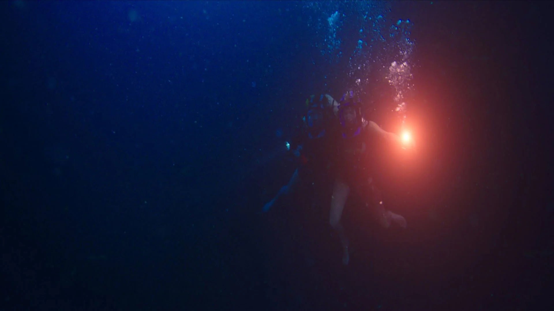 Perfect 47 Meters Down (2017) Man Cave wall filler - Popcorn Poster Gallery