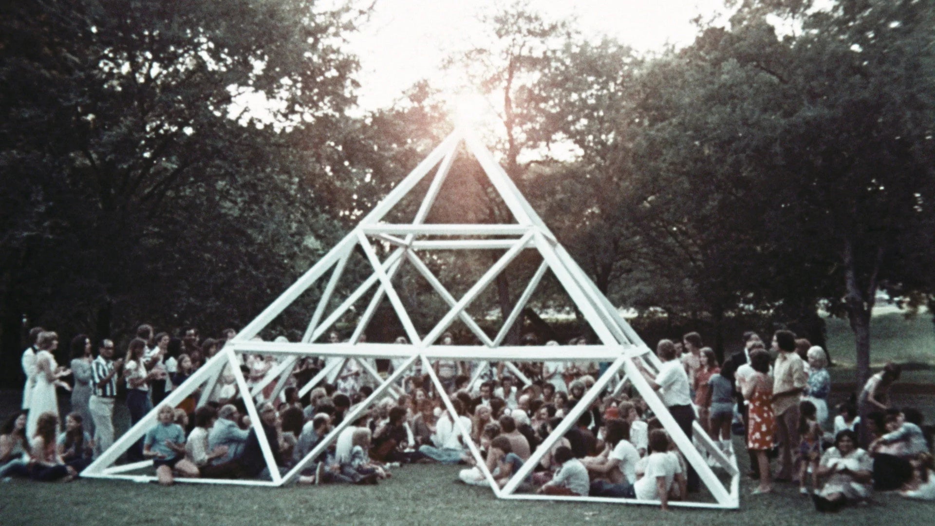 Perfect The Pyramid (1976) Man Cave wall filler - Popcorn Poster Gallery