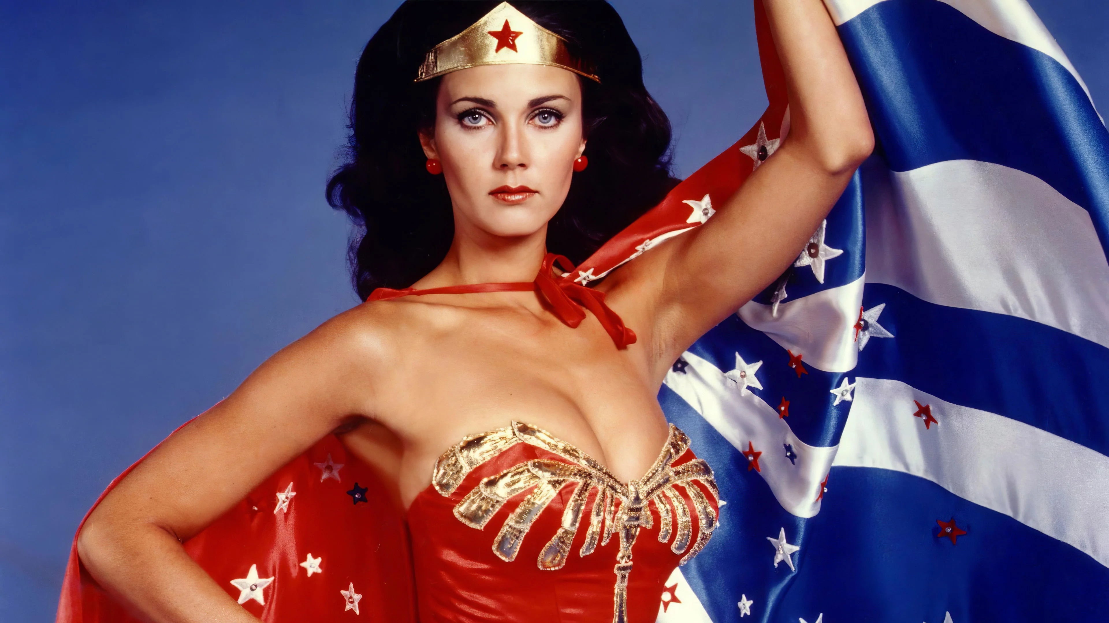 Perfect Wonder Woman (1975) Man Cave wall filler - Popcorn Poster Gallery