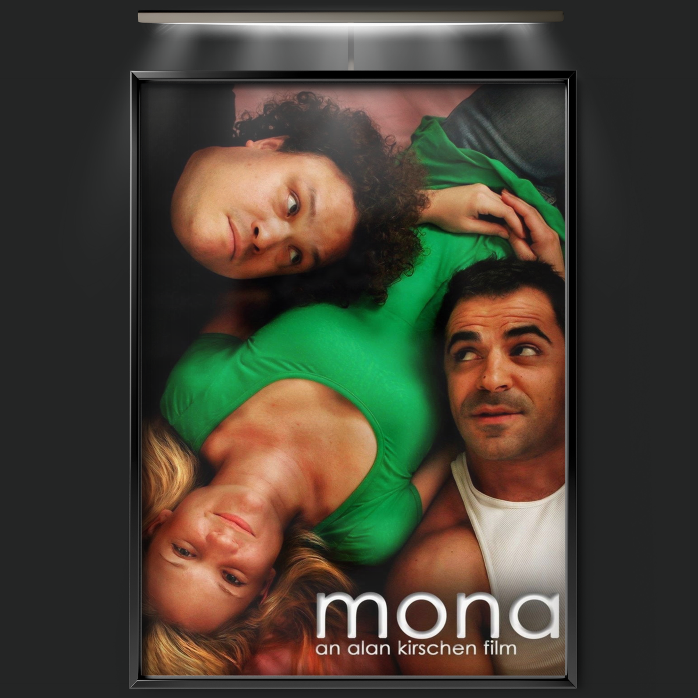 Mona (2008)