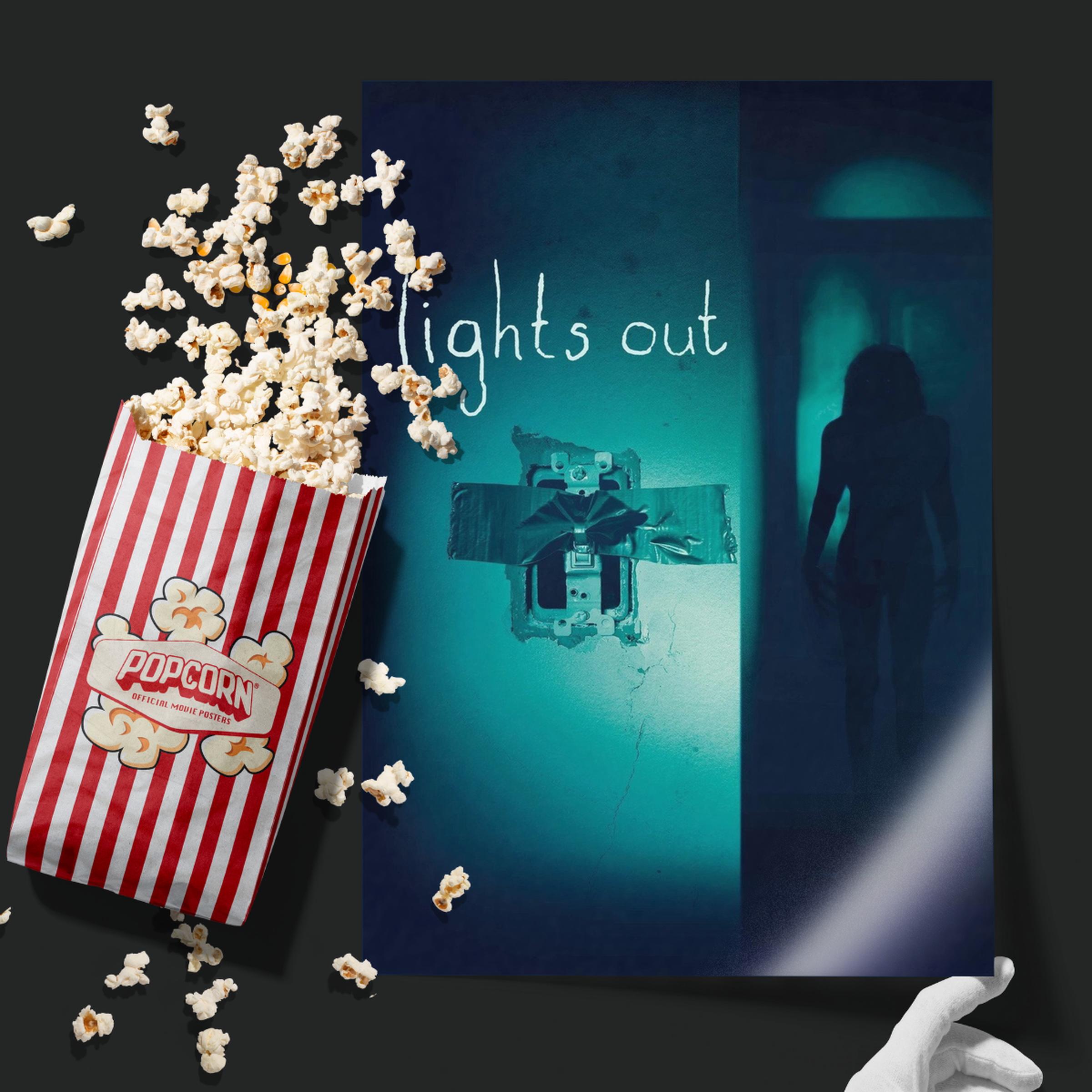Lights Out (2016)