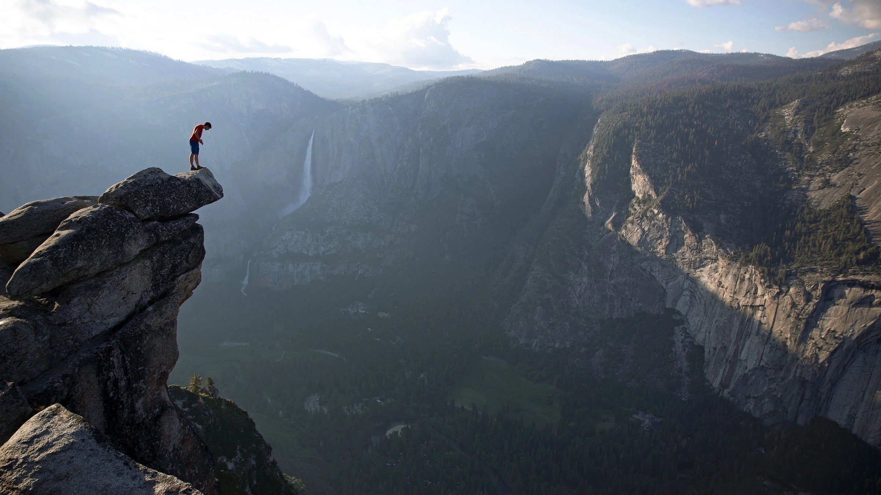 High quality Free Solo (2018) prints online - Popcorn Poster Official