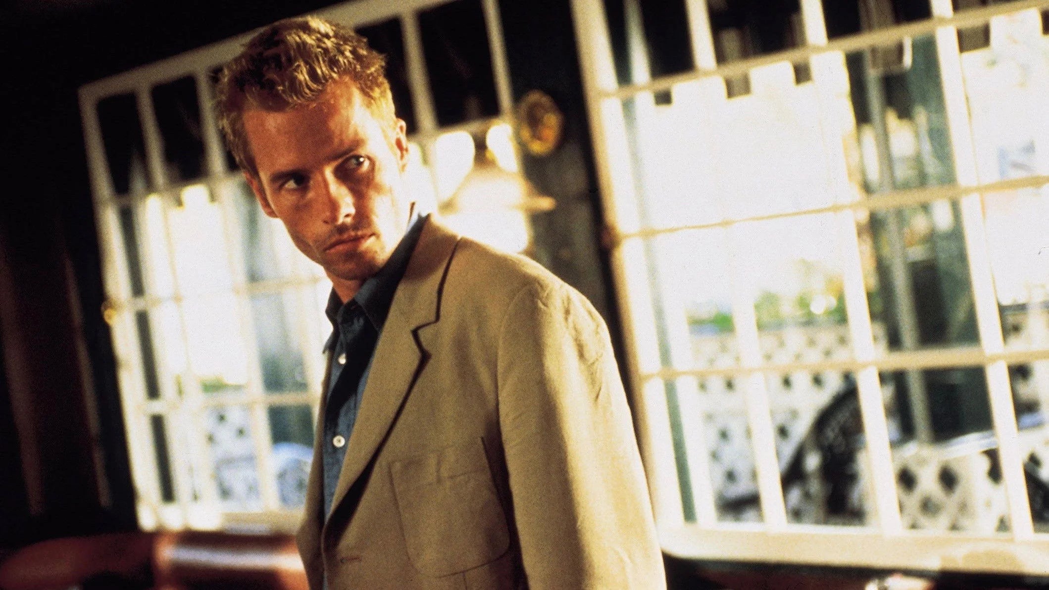 Unique Memento (2000) gift ideas - Available at Popcorn Poster