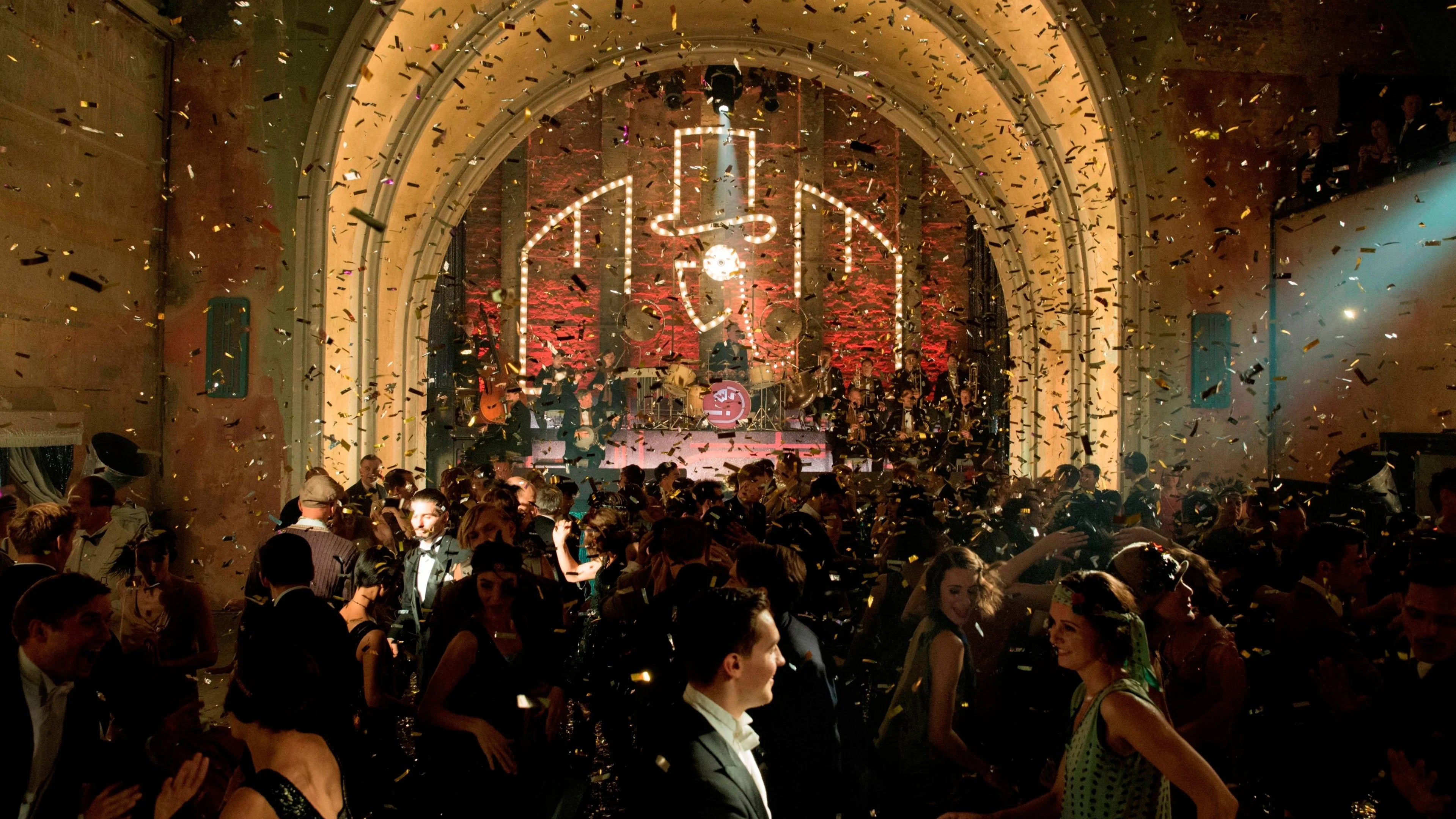 Where to buy Babylon Berlin (2017) posters - Popcorn Poster Shop