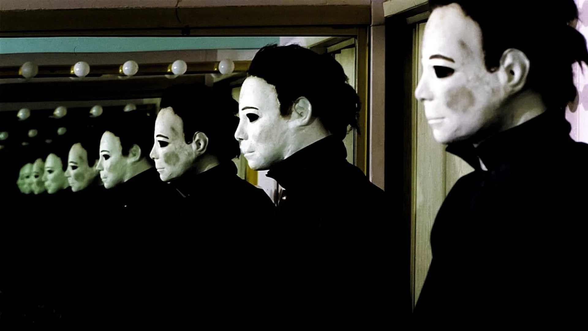 Where to buy Halloween 4 The Return of Michael Myers (1988) posters - Popcorn Poster Shop