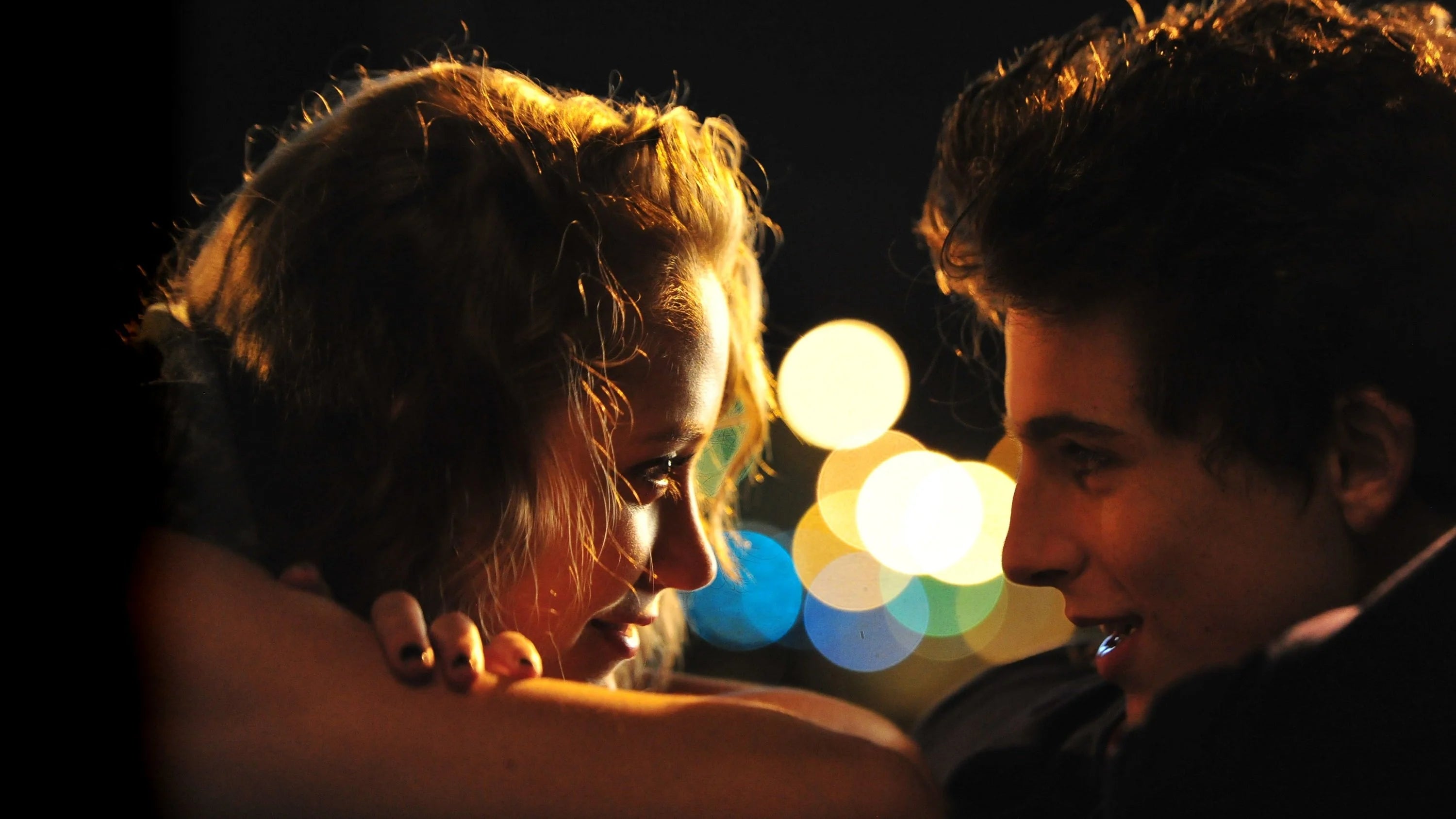 Where to buy Hot Summer Nights (2018) posters - Popcorn Poster Shop